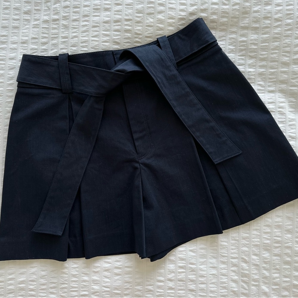 Club Monaco Blue High Waist Pleated Shorts